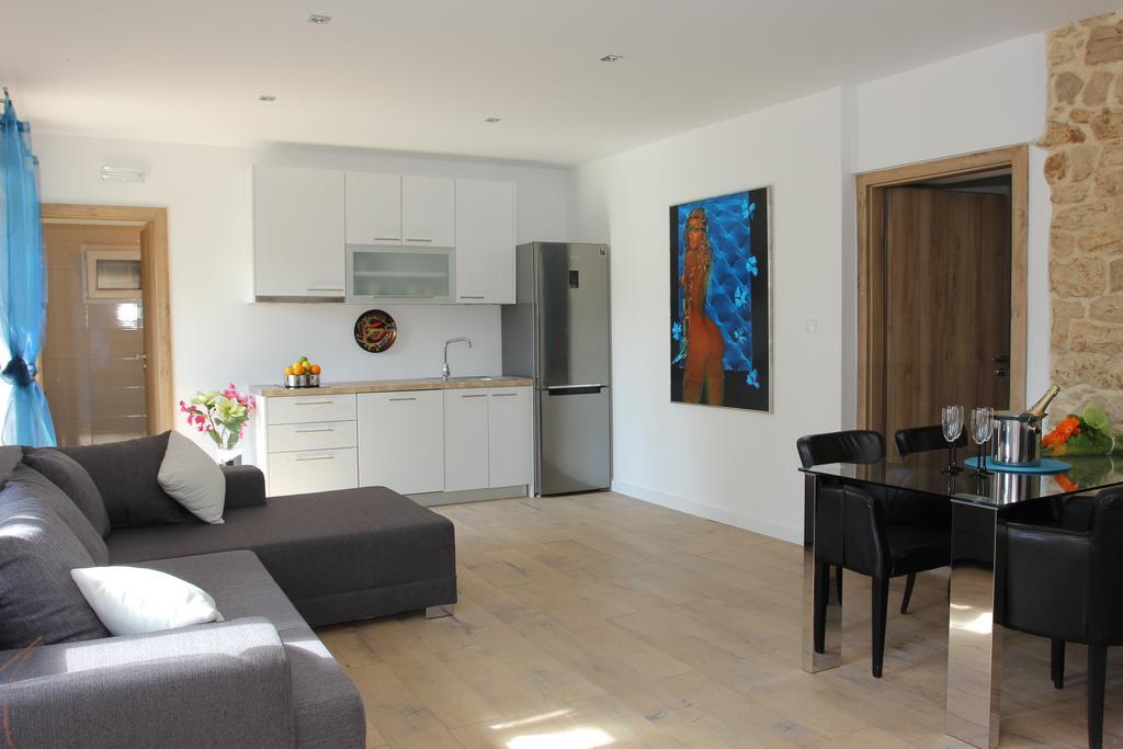 Apartment House Vitaic Supetar Rom bilde