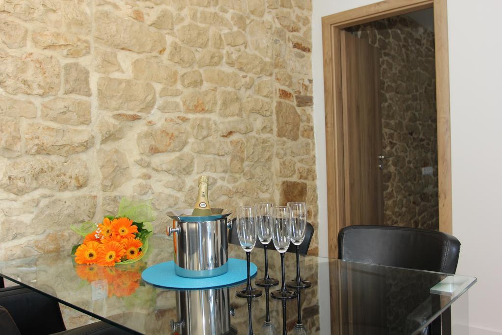 Apartment House Vitaic Supetar Rom bilde